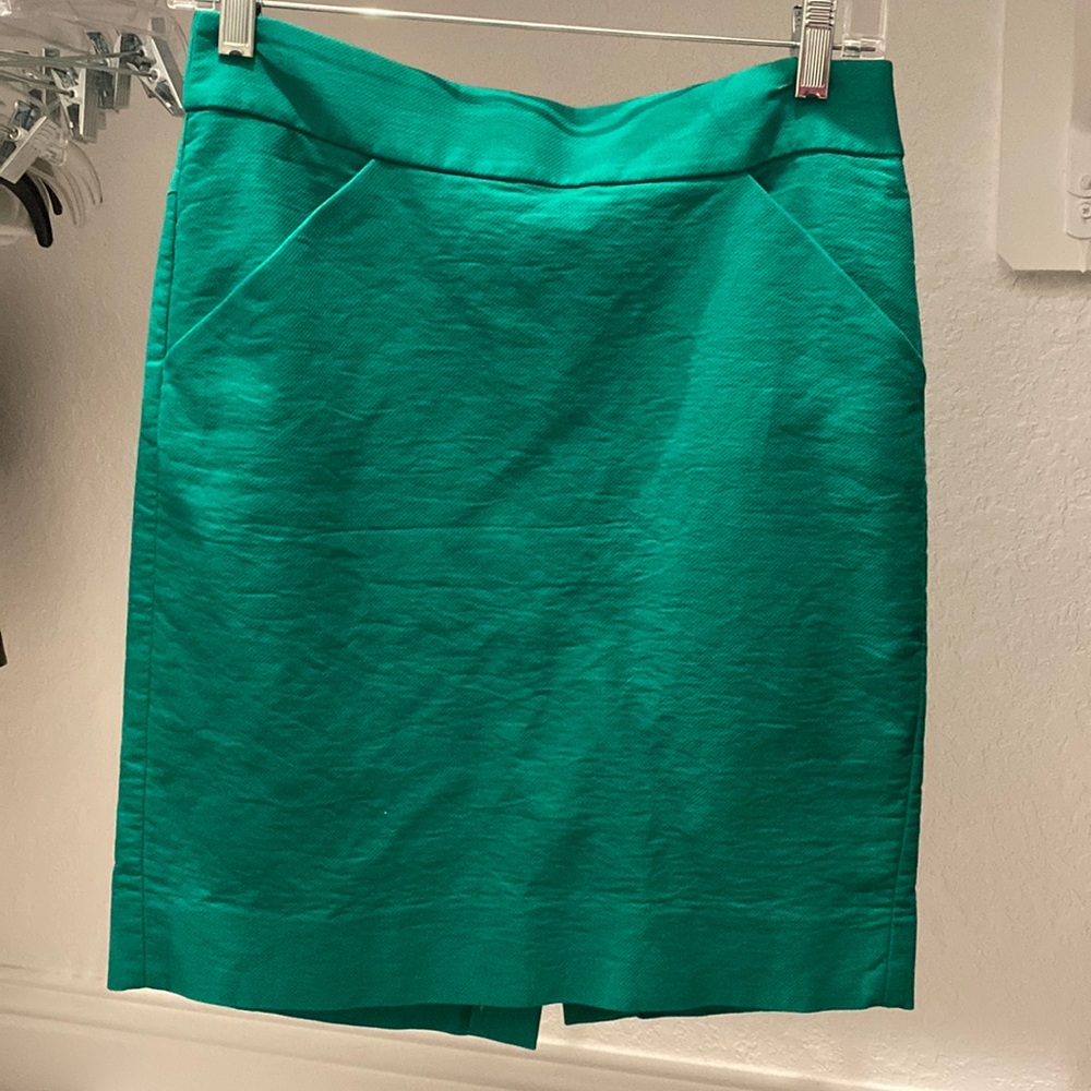 Green pencil skirt
